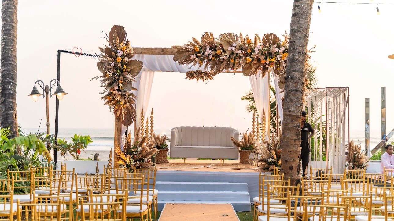 wedding resort in Morjim